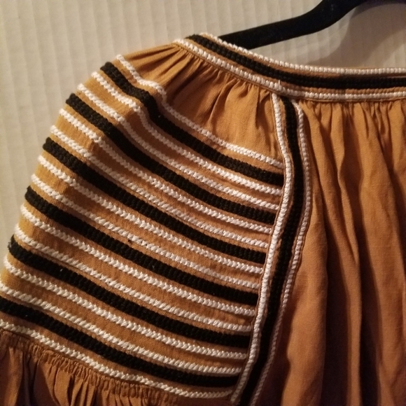 Luxe by Style Keepers Aztec Balloon Sleeves Tunic Top Size Free - Picture 3 of 14